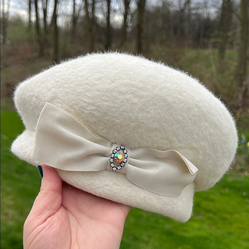 Vintage Made in Italy Genuine Beaver Felt Beret Hat with Grosgrain Bow AB Jewels